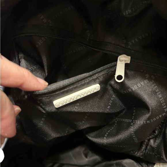 Steve Madden Black and White Backpack Asymmetrical Zip Pocket Medium Size - Picture 8 of 8